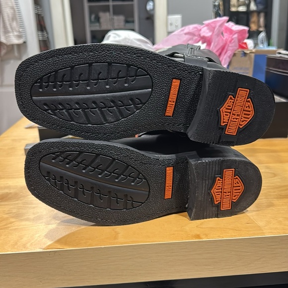 Harley-Davidson Men's Darren D93216 motorcycle boots. - Picture 9 of 16